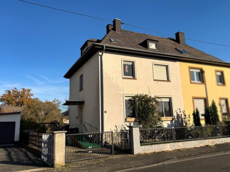 k-82C9BA83-B808-4701-90F5-8810E5200F68